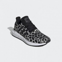 adidas Originals Women's Swift Run Shoes